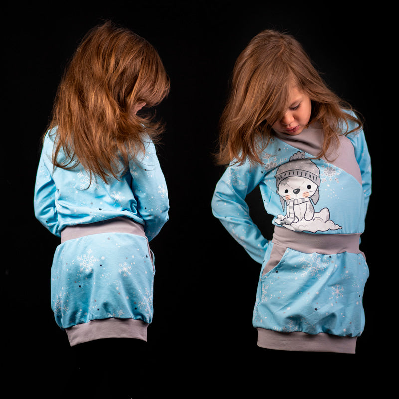 Phia's Kragenzauberkleid