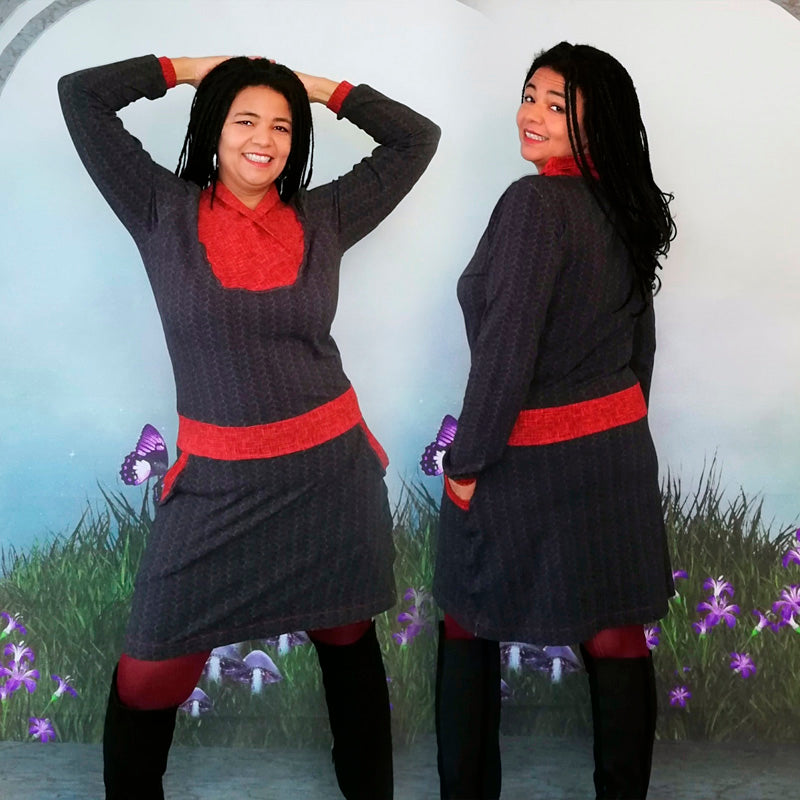 Niela's und Phia's Kragenzauberkleid